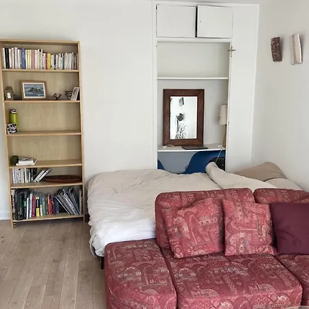 Апартаменты Charming 30m Near Montmartre